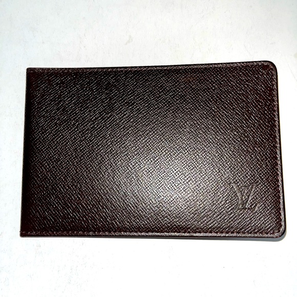 Louis Vuitton Brown ID / Card Holder Cross Grain Leather EUC - Picture 1 of 12